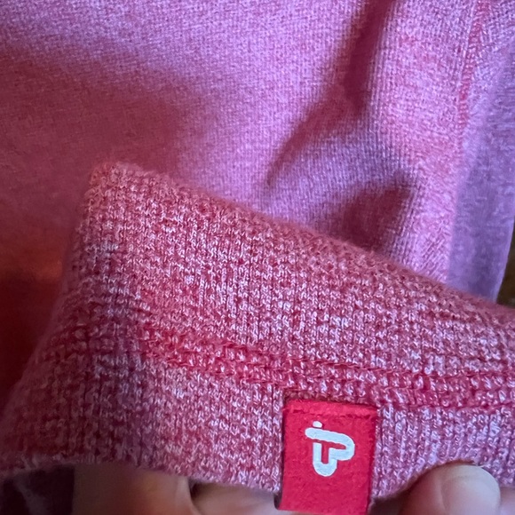 Pact organic cotton long sleeve waffle henley. Size M - Picture 6 of 8